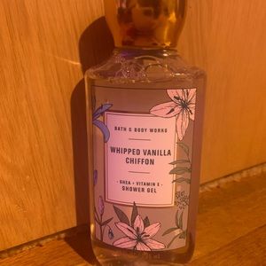 Whipped Vanilla Chiffon Shower Gel